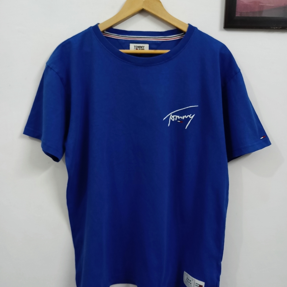 Tommy Hilfiger Authentic Royal blue tshirt 👕 - Picture 2 of 7